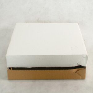Caixa para Doces Branca 31x31x06 Polibox Ref. 31 – Organização e Transporte
